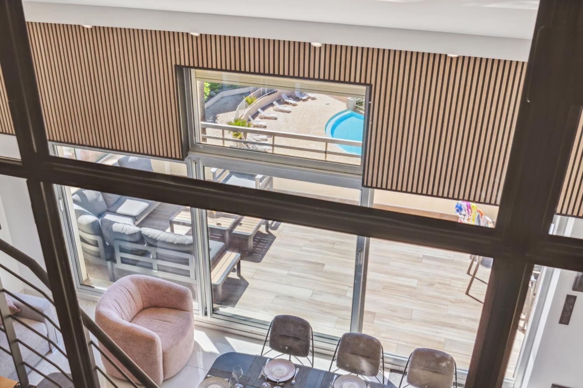 Duplex Villa Les Pins 89M2 Et Terrasse 30M2 Antibes Extérieur photo