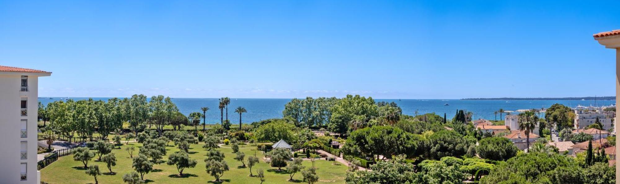 Duplex Villa Les Pins 89M2 Et Terrasse 30M2 Antibes Extérieur photo